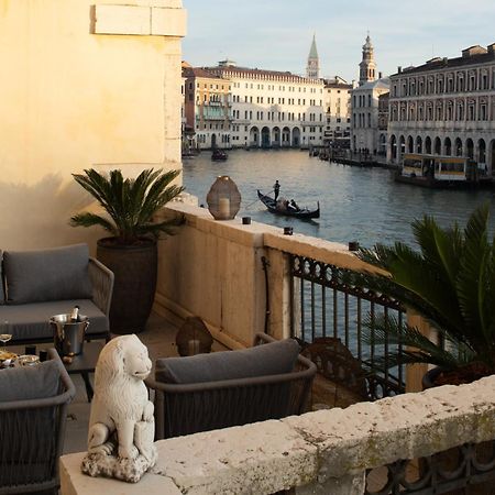 Grand Canal Luxury Apartment With Terrace R&R Venedik Dış mekan fotoğraf