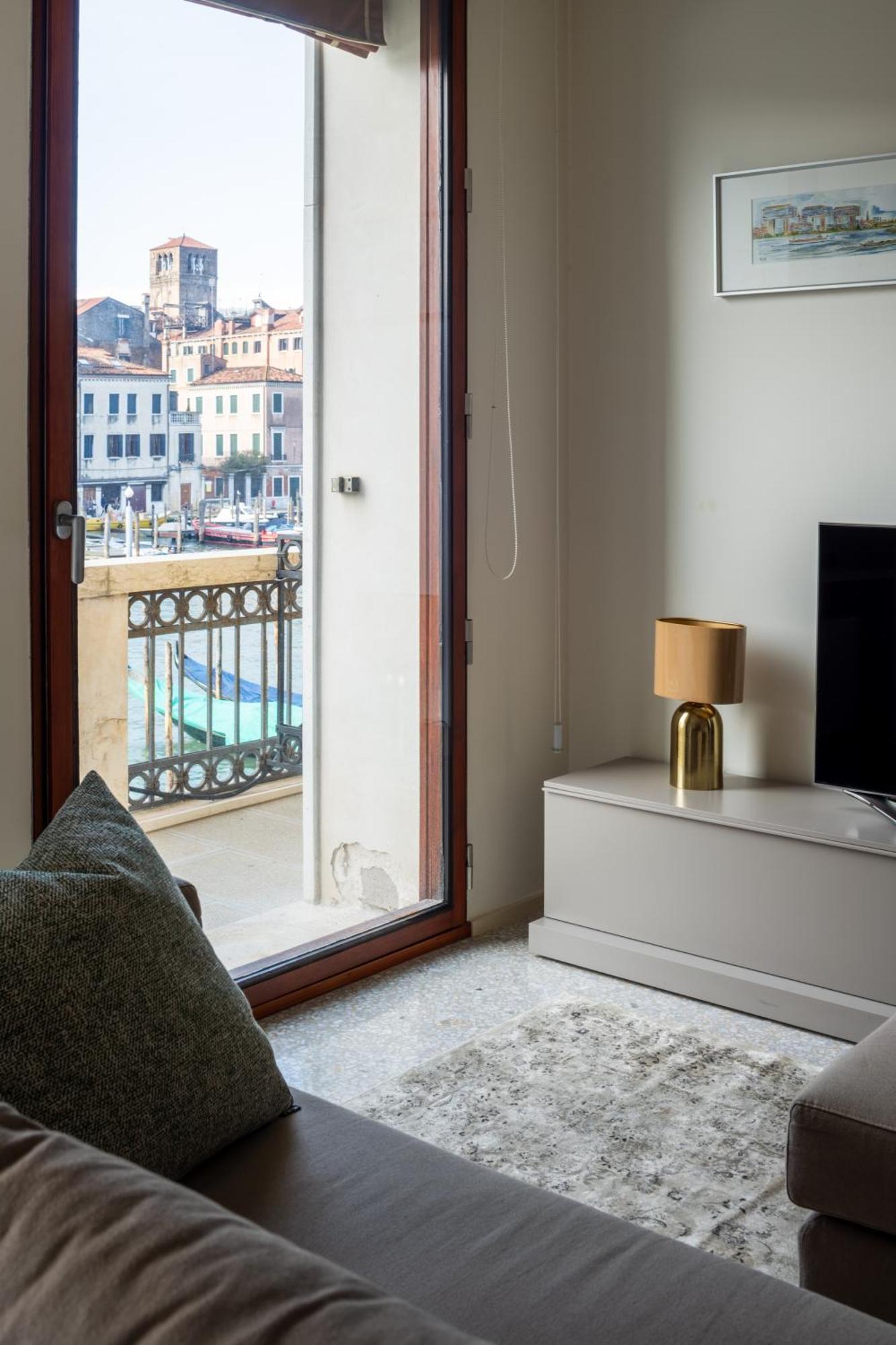 Grand Canal Luxury Apartment With Terrace R&R Venedik Dış mekan fotoğraf