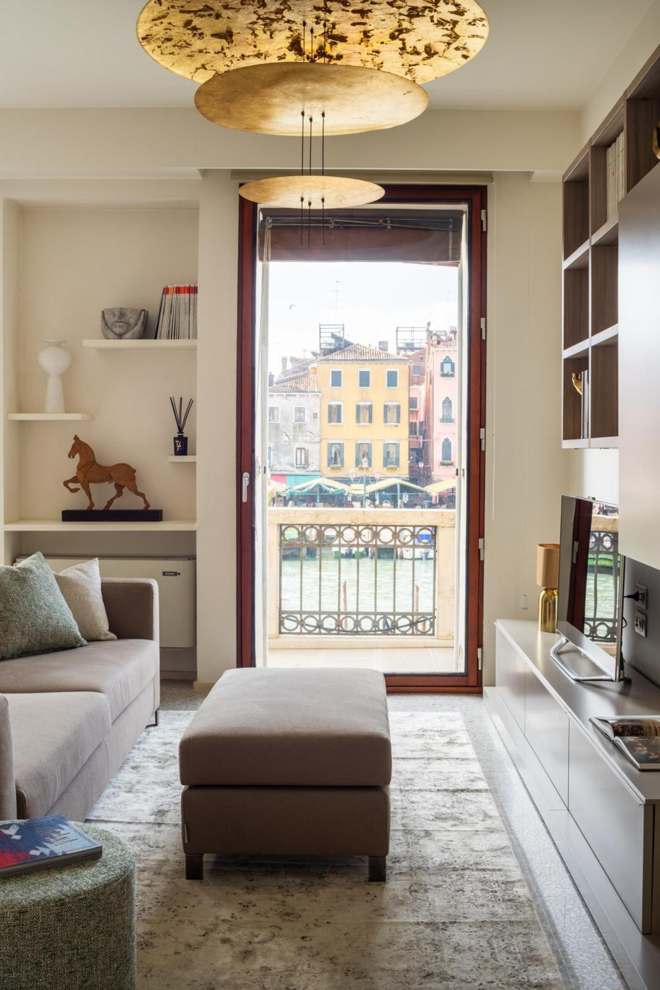 Grand Canal Luxury Apartment With Terrace R&R Venedik Dış mekan fotoğraf